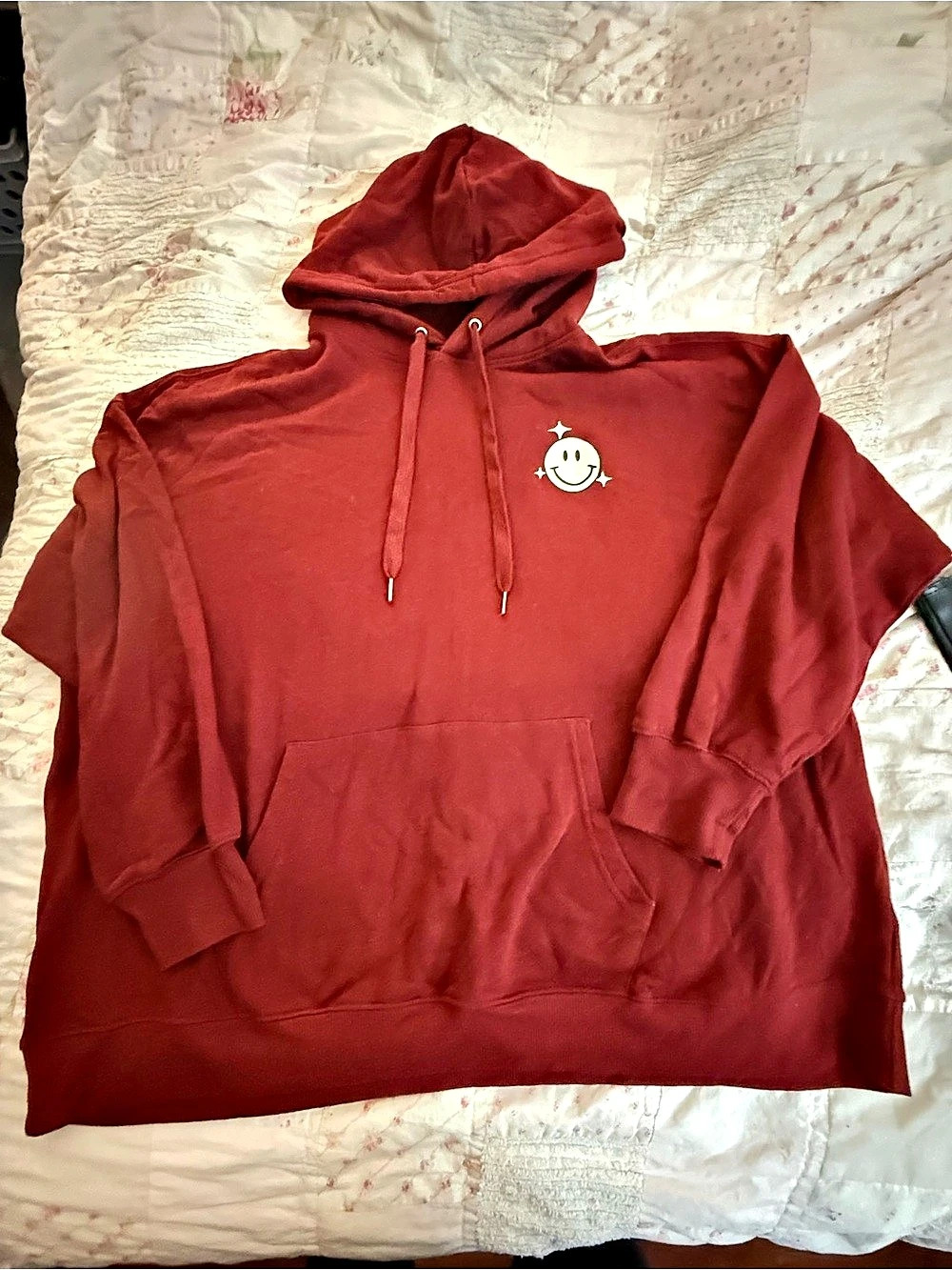 Ultra Flirt Maroon Smiley Face Pullover Hoodie in Red 3X